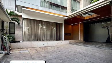 Rumah Luxurious Modern 1160 M2 + Private  Bioskop, Gym, & Po