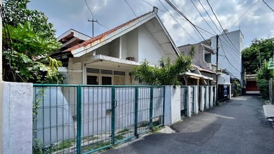 Rumah Bahan Siap Bongkar Lingkungan Tenang 