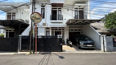 Rumah Bsgus Siap Huni Jalan 1 Mobil Lebar Dekat Taman Lingkungan Aman Nyaman dan Tenang