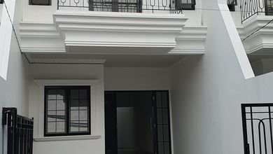 Rumah Siap Huni Modern Minimalist Jalan 2 Mobil Akses Mudah 