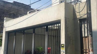 Rumah Modern minimalis Tebet bebas banjir dekat KRL LRT Jak lingko strategis 