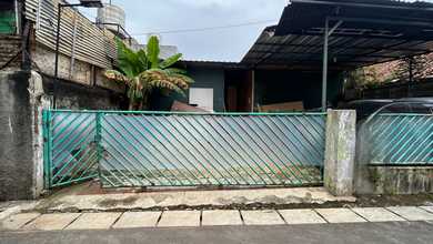 Tanah Kavling cocok untuk investasi di Setiabudi, dekat lokasi bisnis perkantoran, dekat public transport, bebas banjir, strategis.