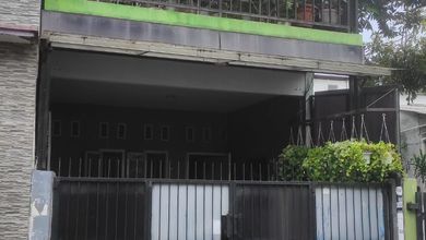 Rumah 2 lantai di Tebet, Jalan 2 mobil, dekat ke Kokas, strategis, akses mudah, dekat public transport 