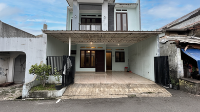 Rumah Siap Huni Tebet Jalan 2 Mobil