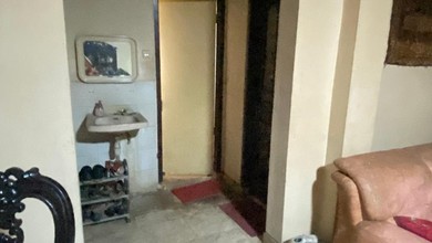 Rumah Cantik Siap Huni, Akses Jalan 2 Mobil, Lokasi Dalam Komplex