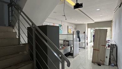 Ruko di Tebet Siap Huni, Akses Jalan Utama, Lokasi Strategis, Dekat ke Jalan Saharjo< Jalan Prof. Dr> Soepomo