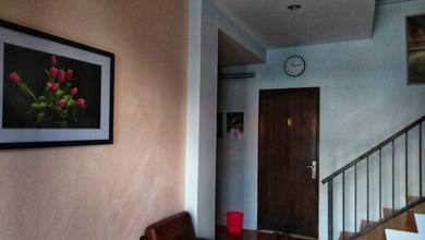 kos-kosan siap Huni di daerah Tanah Kusir 2 dekat dengan Area bisns dan perkantoran