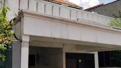 Rumah Lama Akses Jalan 2 Mobil Lokasi Strategis Shm Di Menteng Dalam