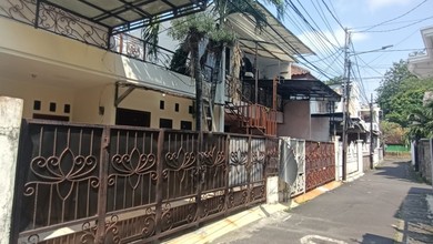Rumah Siap Huni Hadap Barat Lokasi Strategis di Tebet Utara