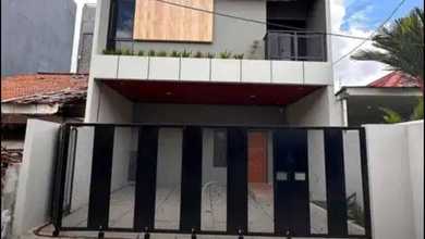 Rumah Baru Bagus 2lantai Pinggir Jalan Akses 2 Mbl Lokasi Strategis Cipinang Jakarta Timur
