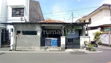 Murah Sekali,Turun Harga Rumah Tua Hargain Tanah Akses 2Mbl Tebet