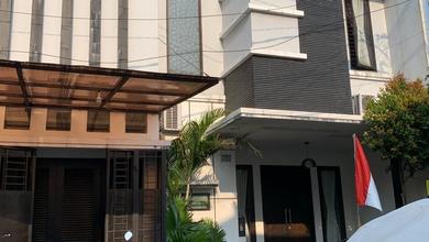 Rumah Bagus dlm Cluster SHM Pejaten, Jakarta Selatan