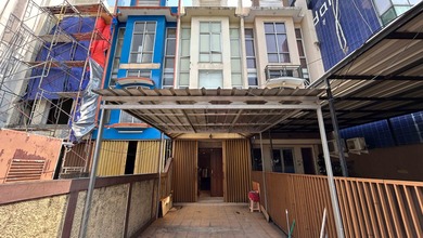 Ruko Bagus Cocok Untuk Bisnis Akses Jalan Raya Utama 390 m2 SHM Tebet, Jakarta Selatan