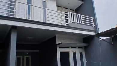 Dijual Rumah Siap Huni Kokoh Dlm Cluster Akses Jalan 2Mbl Tj Barat Jaksel