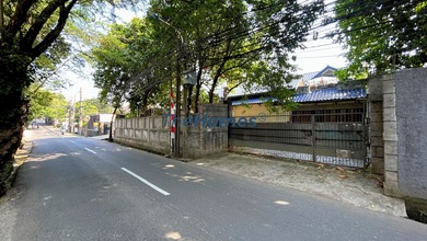 Rumah Siap Huni Akses Jalan 3 Mobil SHM di Lebak Bulus