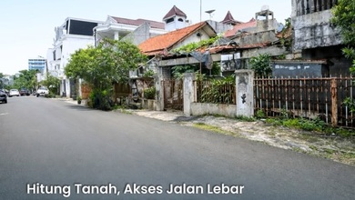 Rumah Hitung Tanah Akses Jalan 3 Mobil 238.0 M² di Tebet