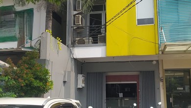 Ruko Siap Huni Akses Jalan 2 Mobil Lokasi Strategis di Tebet