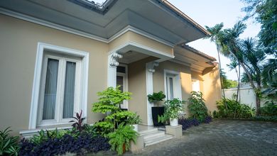 Rumah Bagus Siap Huni di Kemang