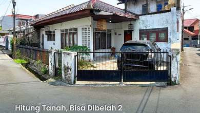 Rumah Hitung Tanahdekat Akses Jalan 2 Mobil di Tebet