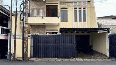 Rumah Di Jakse Akses Jalan 3 Mobil Cuma 3 Milaran