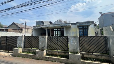 Murah Nihh..!!! Butuh Renovasi Total. hitung tanah saja