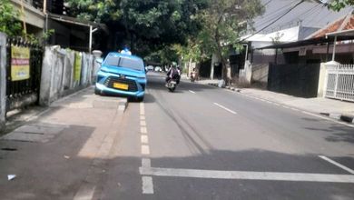 Rumah Lama Lokasi Strategis Di Pusat Bisnis.