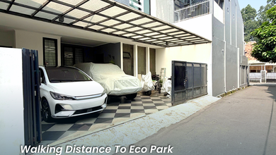 Rumah di Tebet Full Furnish 3 Lantai Siap Huni Selangkah ke Ecopark