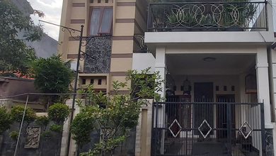 Dijual Rumah 2 Lantai Komplek Merpati Jakarta Barat