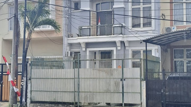 Rumah 2 Lantai Siap Huni Taman Semanan Indah Jakarta Barat
