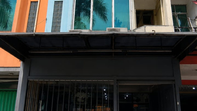 Ruko 3½ Lantai - Taman Palem Lestari, Cengkareng Jakarta Barat