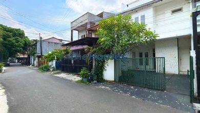 Jual Rumah Terkini area Bendungan Hilir, Jakarta Pusat LT 121 m2