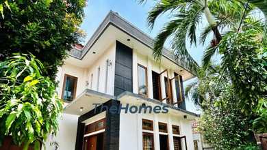 Dijual Rumah 2 Lantai Senopati, Kebayoran Baru, Jakarta Selatan