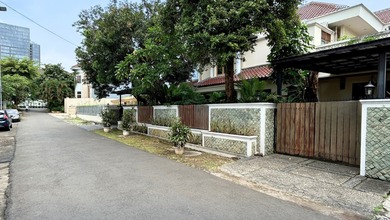 Dijual Rumah Mewah, Akses Jalan Luas Pancoran, Jakarta Selatan