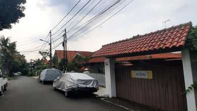 Rumah Dengan Tanah Dan Bangunan Cuman 8 M Nego!!!