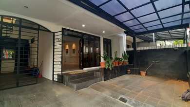 Pondok Indah Rumah Bagus Dan Nyaman Belakang Pim 2 