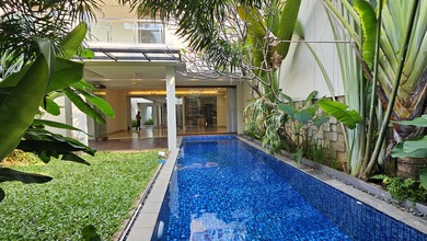 Kemang Timur Dalam Jakarta Selatan Rumah Gaya Resort Tropical Menawan Lokasi Tenang SHM