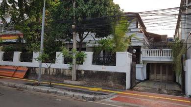 Tebet Timur Raya, Lt 610 M2, Lokasi Strategis