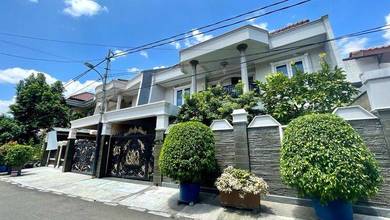 Tebet Timur, Akses 2 Mobil, Rumah Mewah lokasi strategis