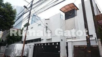 Gatot subroto rumah kost akses 2 mobil lokasi sangat strategis 