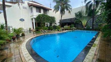 Rumah di Dalam Komplek Gudang Peluru Ada Pool Luas 1000 Meter